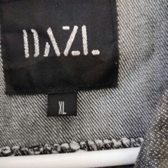 DAZL whitewashed black denim vest with fringe on back - girls XL/women's small - Picture 3 of 6